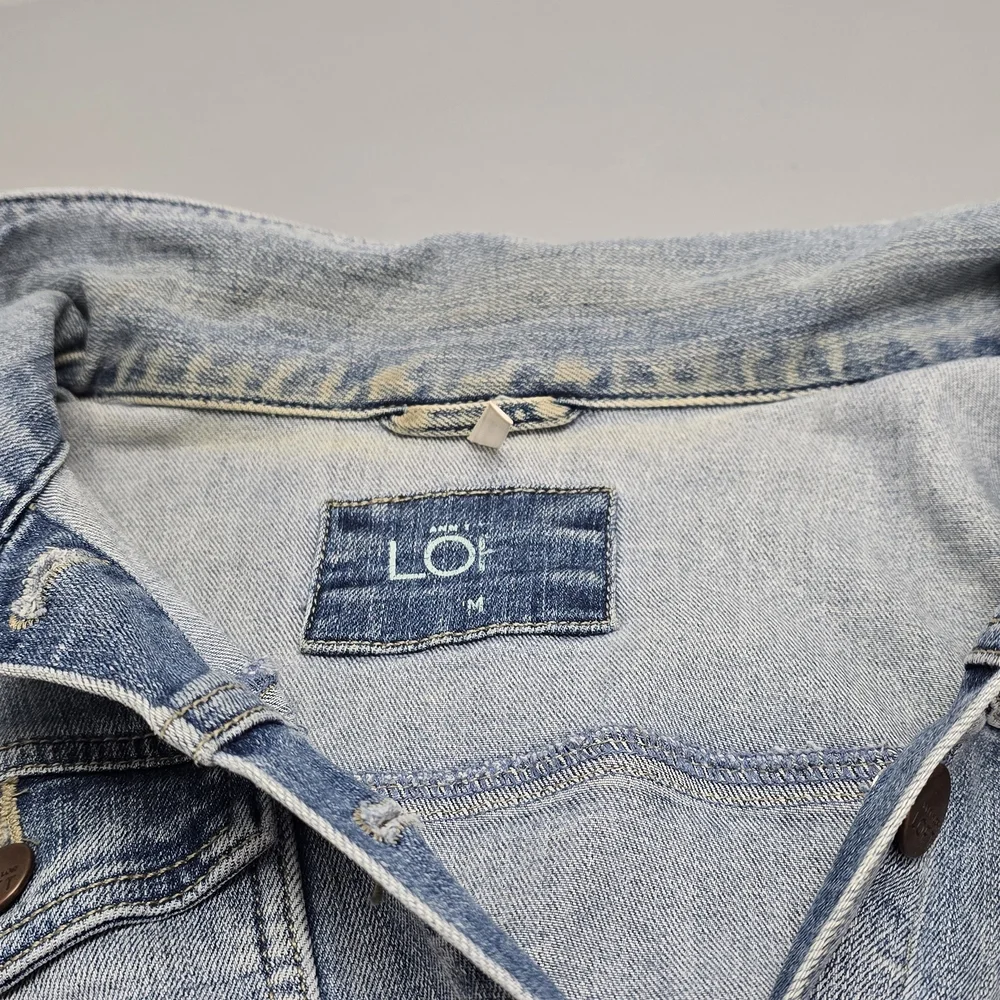 Women's Light Blue Denim Jacket - Picture 5 of 5
